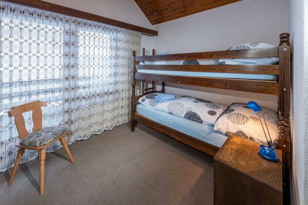 Fortuna Dachgeschoss Appartement Grächen Buitenkant foto